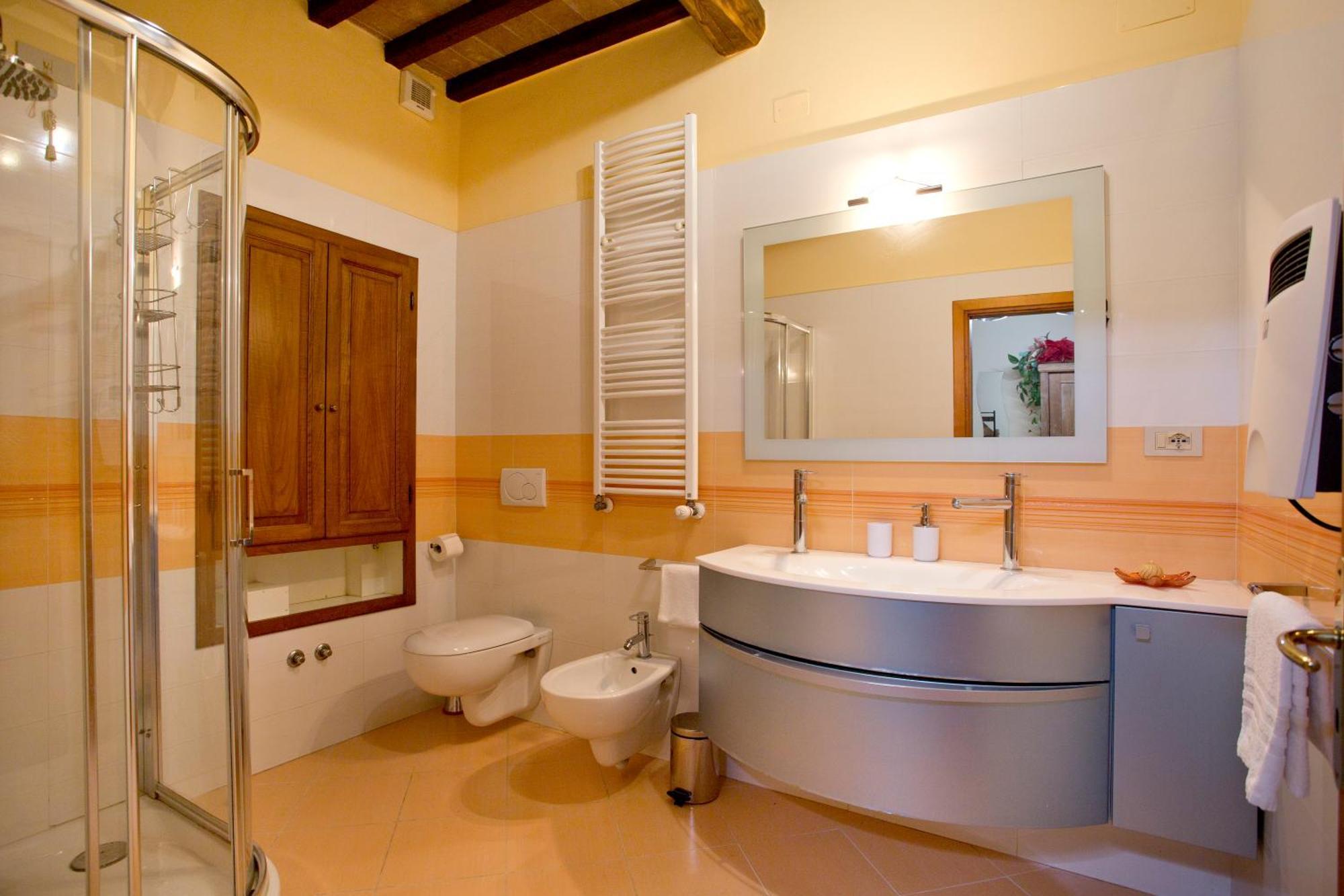 Casa San Girolamo Historic Flat With Cosy Terrace In Lucca'S City Centre Bagian luar foto